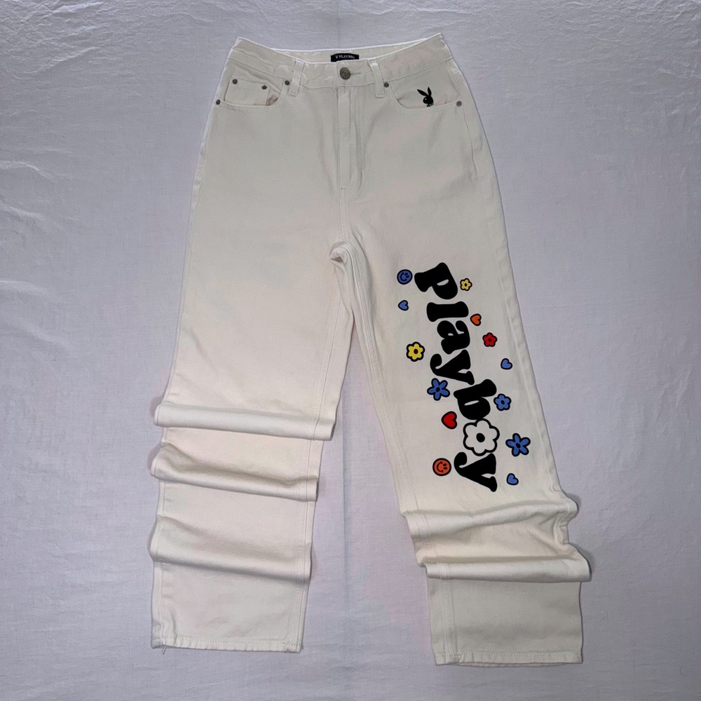 Playboy PacSun Womens 26 White Graphic Jeans Y2K Flowers Hearts Straight Leg